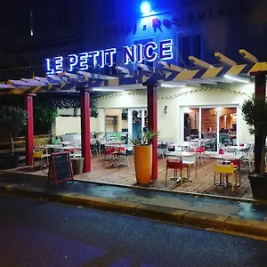 o-petit-nice.hotels-rhonealpes.com/